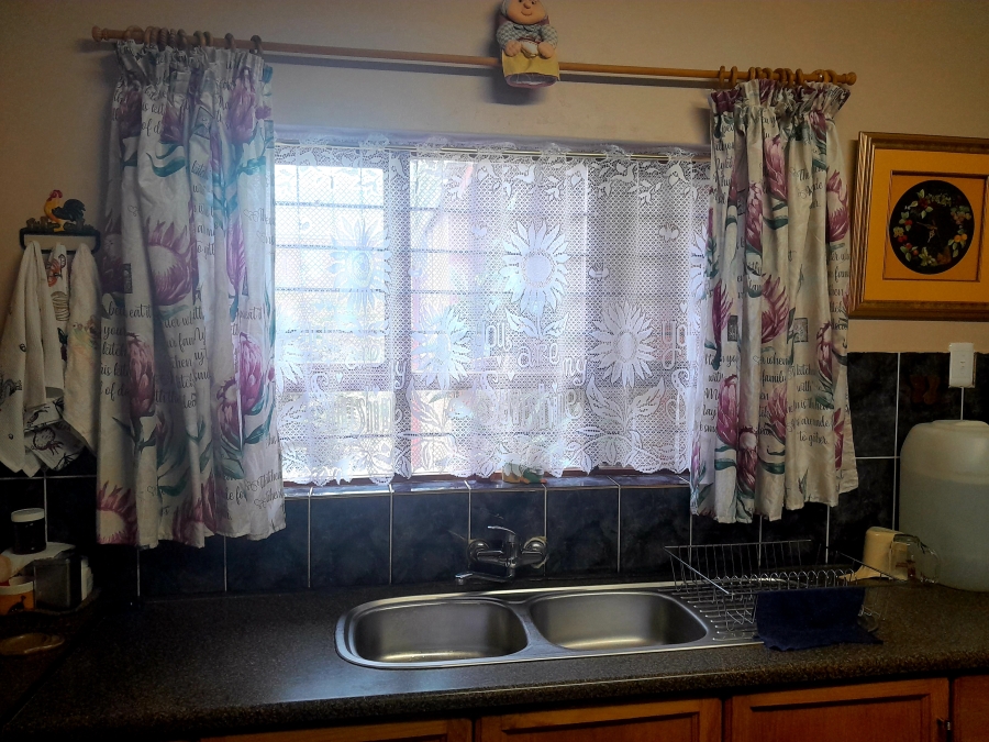 3 Bedroom Property for Sale in Albertinia Western Cape